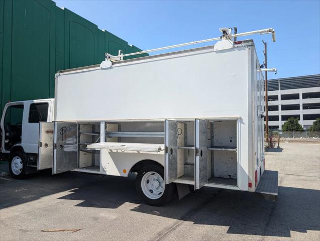 2017 Isuzu NPR Crew Cab