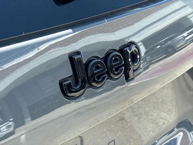 2023 Jeep Cherokee Altitude Lux 4x4