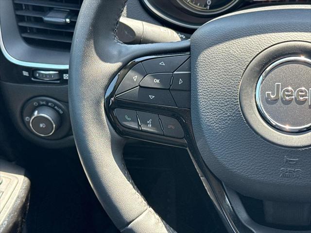 2023 Jeep Cherokee Altitude Lux 4x4