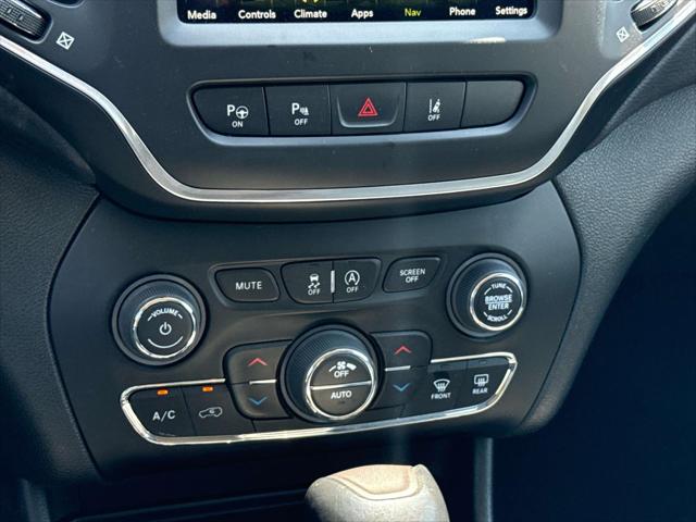 2023 Jeep Cherokee Altitude Lux 4x4