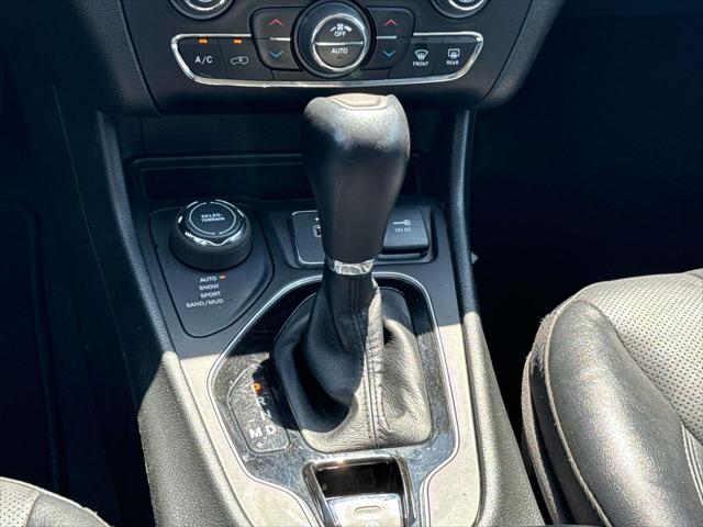 2023 Jeep Cherokee Altitude Lux 4x4