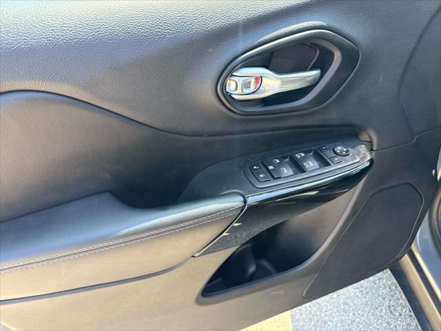 2023 Jeep Cherokee Altitude Lux 4x4