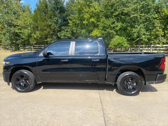 2025 Ram 1500 Tradesman Crew Cab 4x4 5'7" Box