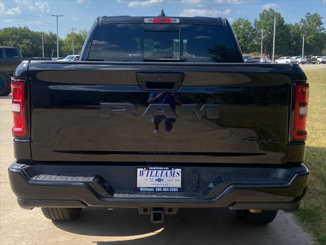 2025 Ram 1500 Tradesman Crew Cab 4x4 5'7" Box