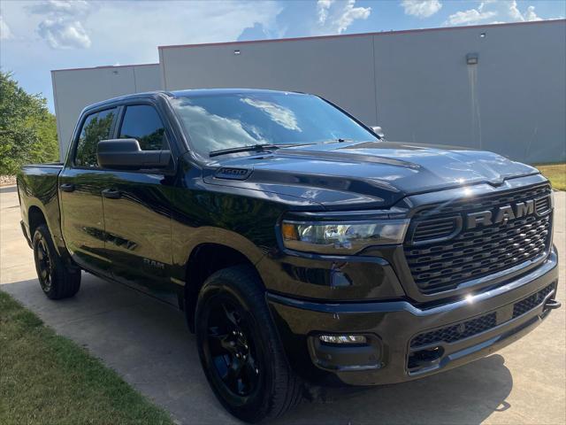 2025 Ram 1500 Tradesman Crew Cab 4x4 5'7" Box