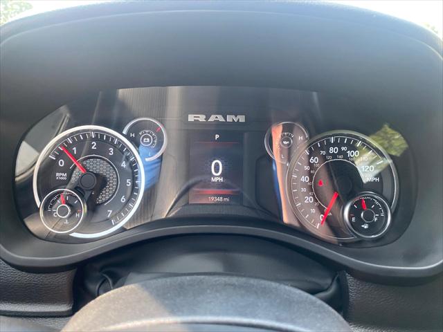 2025 Ram 1500 Tradesman Crew Cab 4x4 5'7" Box