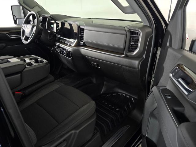 2026 Chevrolet Silverado 3500HD Crew Cab, Standard Bed, LT, 4WD