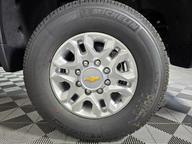 2026 Chevrolet Silverado 3500HD Crew Cab, Standard Bed, LT, 4WD
