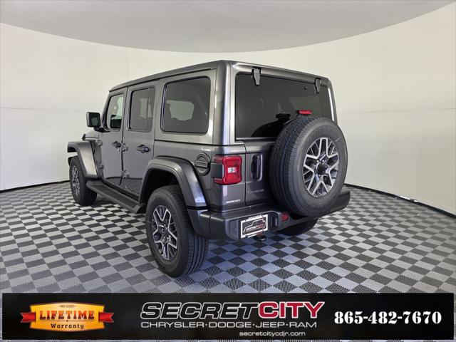 2025 Jeep Wrangler 4-Door Sahara 4x4