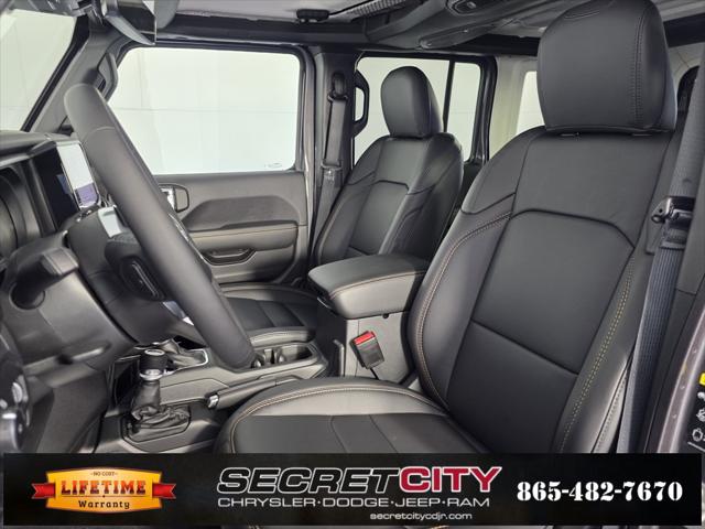 2025 Jeep Wrangler 4-Door Sahara 4x4