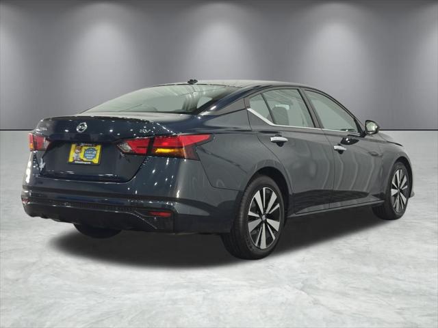 2022 Nissan Altima SV FWD