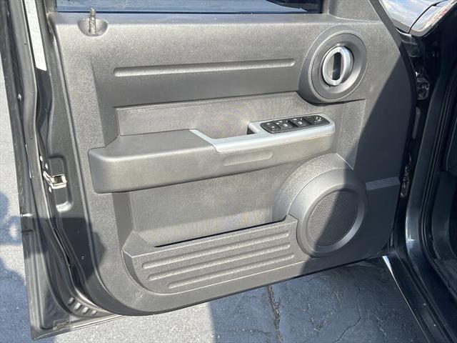 2011 Dodge Nitro SXT