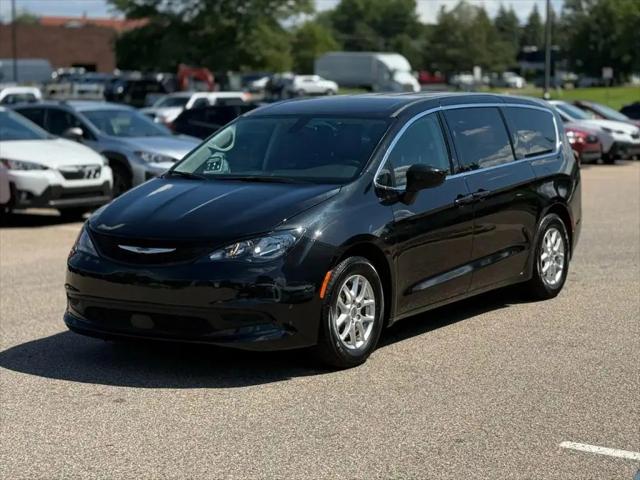 2022 Chrysler Voyager LX for sale in Burnsville, MN