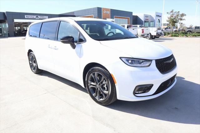 2026 Chrysler Pacifica PACIFICA SELECT 2026 Chrysler Pacifica PACIFICA SELECT