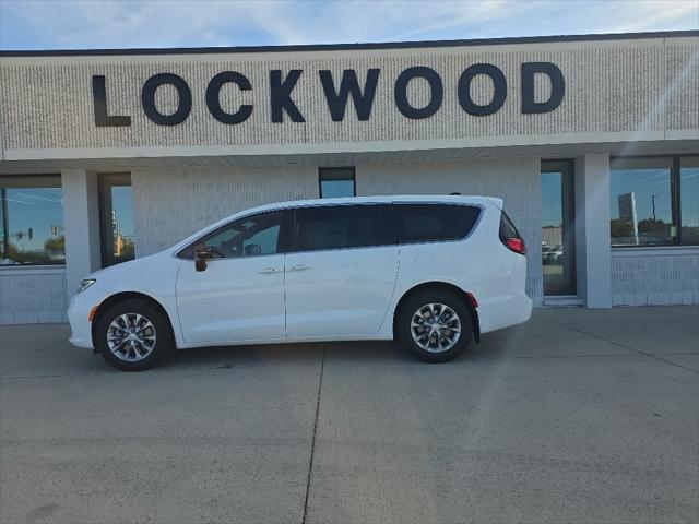 2026 Chrysler Pacifica PACIFICA SELECT AWD 2026 Chrysler Pacifica PACIFICA SELECT AWD