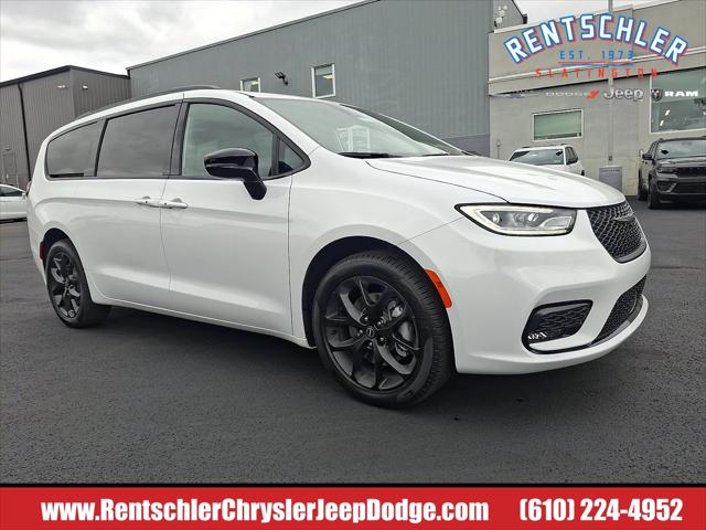 2026 Chrysler Pacifica PACIFICA SELECT AWD