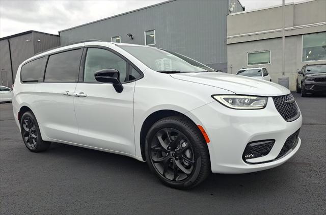 2026 Chrysler Pacifica PACIFICA SELECT AWD 2026 Chrysler Pacifica PACIFICA SELECT AWD