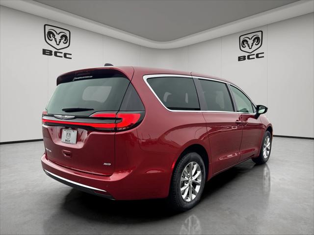2026 Chrysler Pacifica PACIFICA SELECT AWD