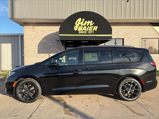 2026 Chrysler Pacifica PACIFICA LIMITED 2026 Chrysler Pacifica PACIFICA LIMITED