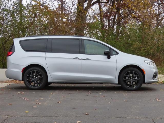 2026 Chrysler Pacifica PACIFICA SELECT AWD 2026 Chrysler Pacifica PACIFICA SELECT AWD