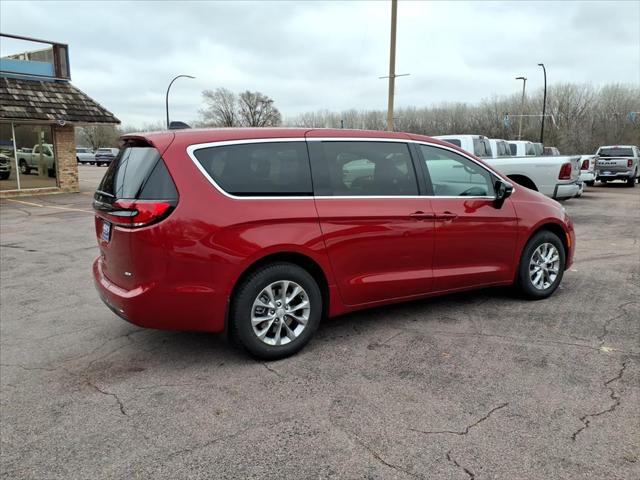 2026 Chrysler Pacifica PACIFICA SELECT AWD