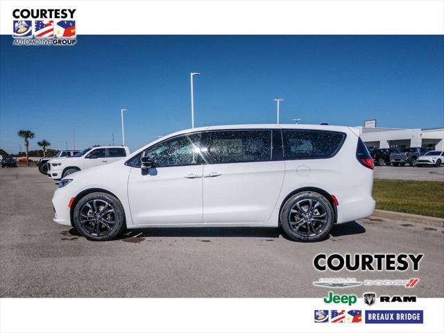 2026 Chrysler Pacifica PACIFICA SELECT 2026 Chrysler Pacifica PACIFICA SELECT