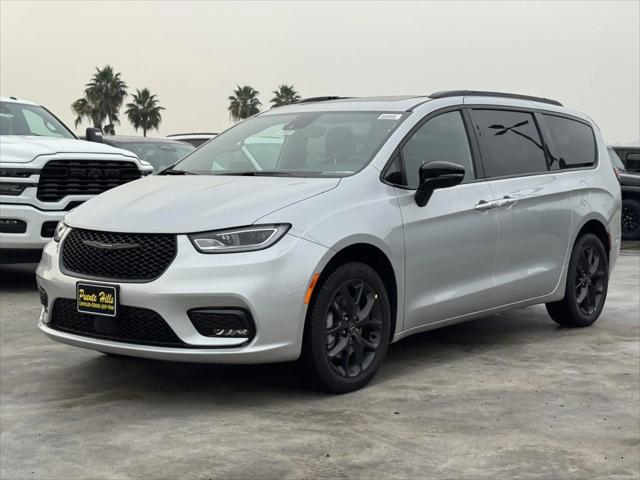 2026 Chrysler Pacifica PACIFICA LIMITED AWD