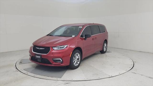 2026 Chrysler Pacifica Select AWD