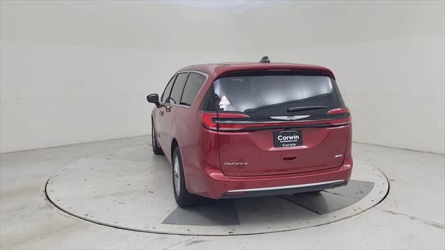 2026 Chrysler Pacifica Select AWD