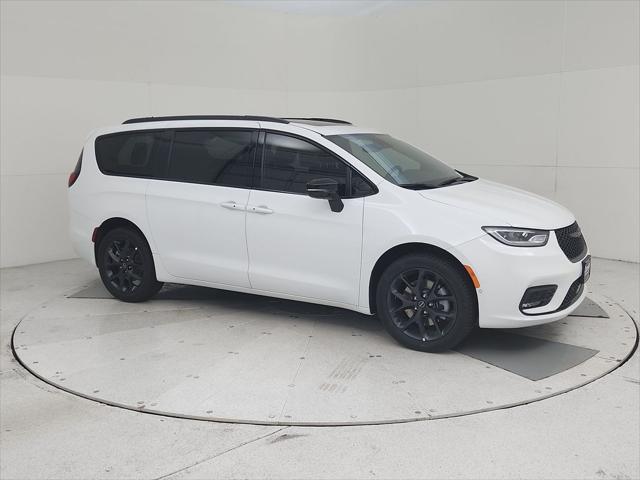 2026 Chrysler Pacifica PACIFICA LIMITED AWD 2026 Chrysler Pacifica PACIFICA LIMITED AWD