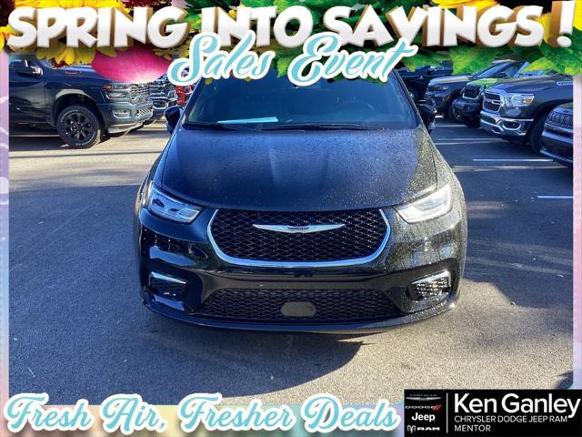 2026 Chrysler Pacifica PACIFICA SELECT AWD