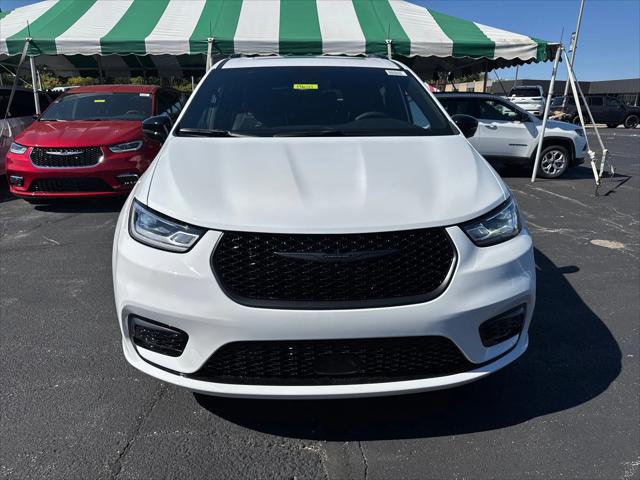 2026 Chrysler Pacifica PACIFICA LIMITED AWD