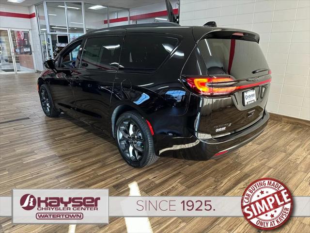 2026 Chrysler Pacifica PACIFICA SELECT AWD