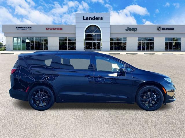 2026 Chrysler Pacifica PACIFICA LIMITED 2026 Chrysler Pacifica PACIFICA LIMITED