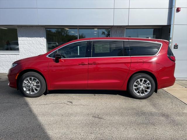 2026 Chrysler Pacifica PACIFICA SELECT AWD