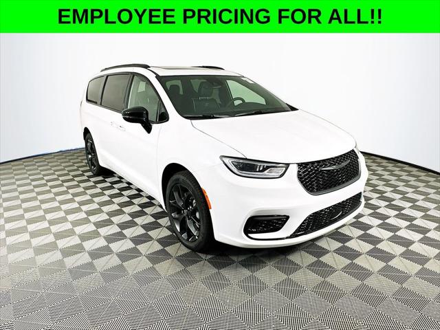 2026 Chrysler Pacifica PACIFICA LIMITED AWD