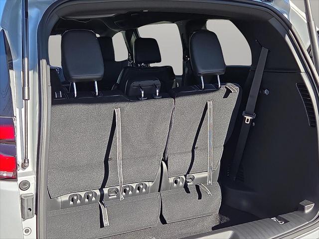2026 Chrysler Pacifica Select AWD