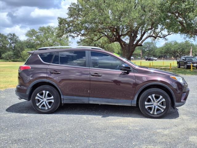 2018 Toyota RAV4 LE 2018 Toyota RAV4 LE