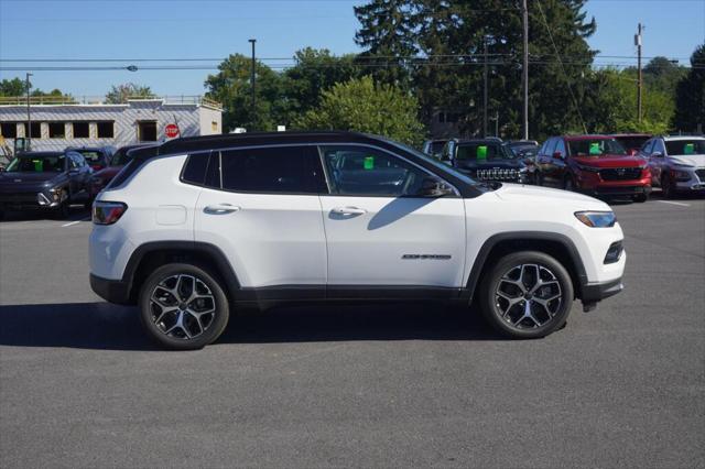 2025 Jeep Compass COMPASS LIMITED 4X4