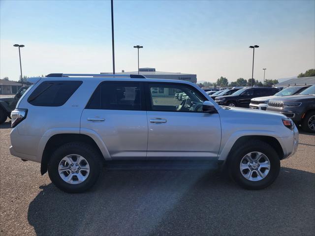 2024 Toyota 4Runner SR5 2024 Toyota 4Runner SR5