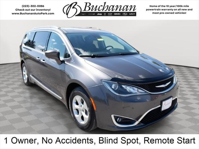 2017 Chrysler Pacifica Touring-L Plus
