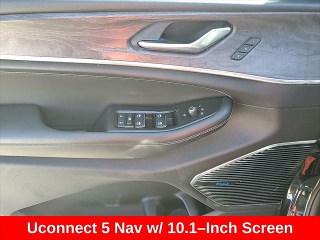 2022 Jeep Grand Cherokee L Overland 4x4