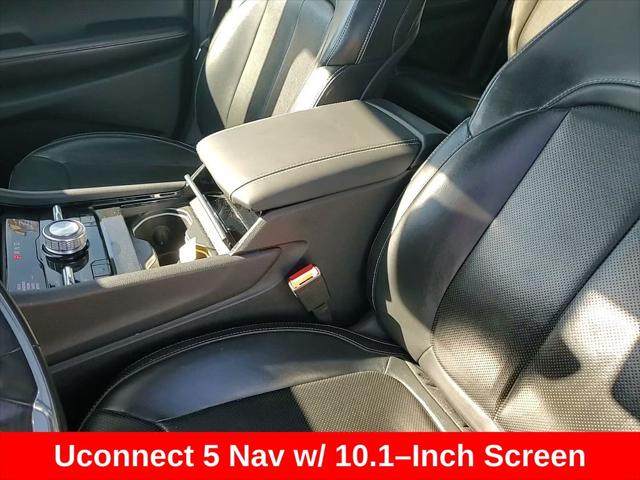 2022 Jeep Grand Cherokee L Overland 4x4