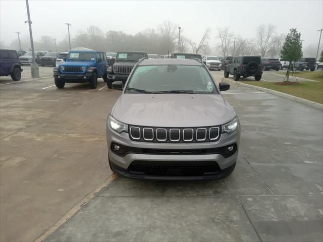 2022 Jeep Compass Latitude FWD 2022 Jeep Compass Latitude FWD