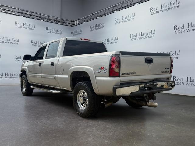 2004 Chevrolet Silverado 2500HD LS