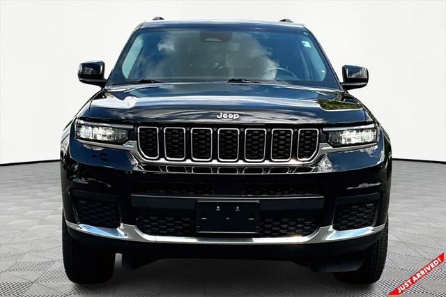 2022 Jeep Grand Cherokee L Laredo 4x4