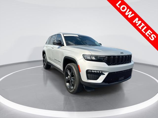 2024 Jeep Grand Cherokee Limited 4x4 2024 Jeep Grand Cherokee Limited 4x4