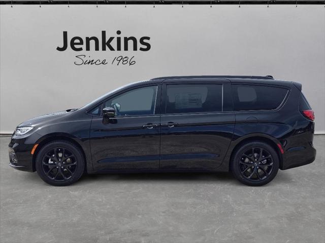 2026 Chrysler Pacifica PACIFICA LIMITED