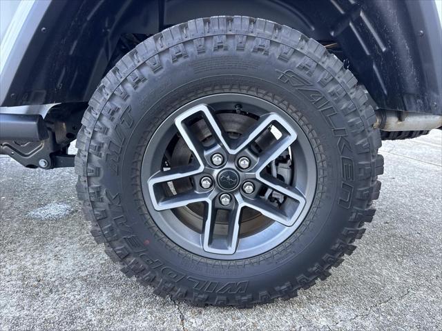 2025 Jeep Gladiator GLADIATOR MOJAVE 4X4