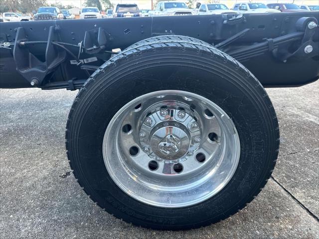 2026 RAM Ram 5500 Chassis Cab RAM 5500 TRADESMAN CHASSIS CREW CAB 4X4 84 CA 2026 RAM Ram 5500 Chassis Cab RAM 5500 TRADESMAN CHASSIS CREW CAB 4X4 84 CA